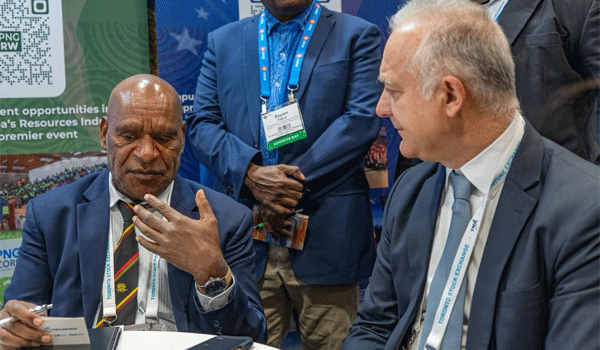 Minister Goin left discussing potential collaboration with World Bank officials during the convention.